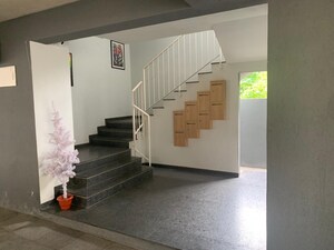 Staircase in 2 BHK Apartment at Hsr Layout – for Rent