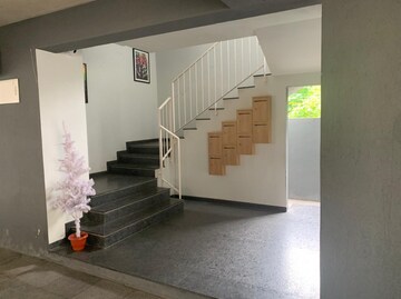 Staircase in 2 BHK Apartment at Hsr Layout – for Rent