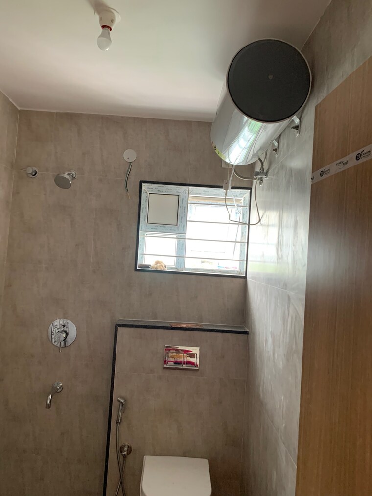 Bathroom, hsr layout 2 Bedroom 1100 Sq.Ft. Apartment In Hsr Layout Bangalore 10015788