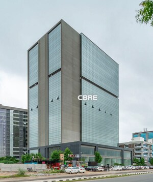  Office Space For Rent in Makarba