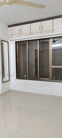 1 BHK + Extra Room Apartment For Sale in Kalpataru Hills Phase II