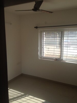 Room in 3 BHK Apartment at Mantri Webcity, Hennur – for Rent