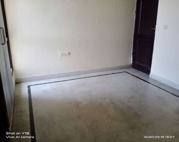Room in 2 BHK Apartment at Sector 12 Dwarka – for Sale