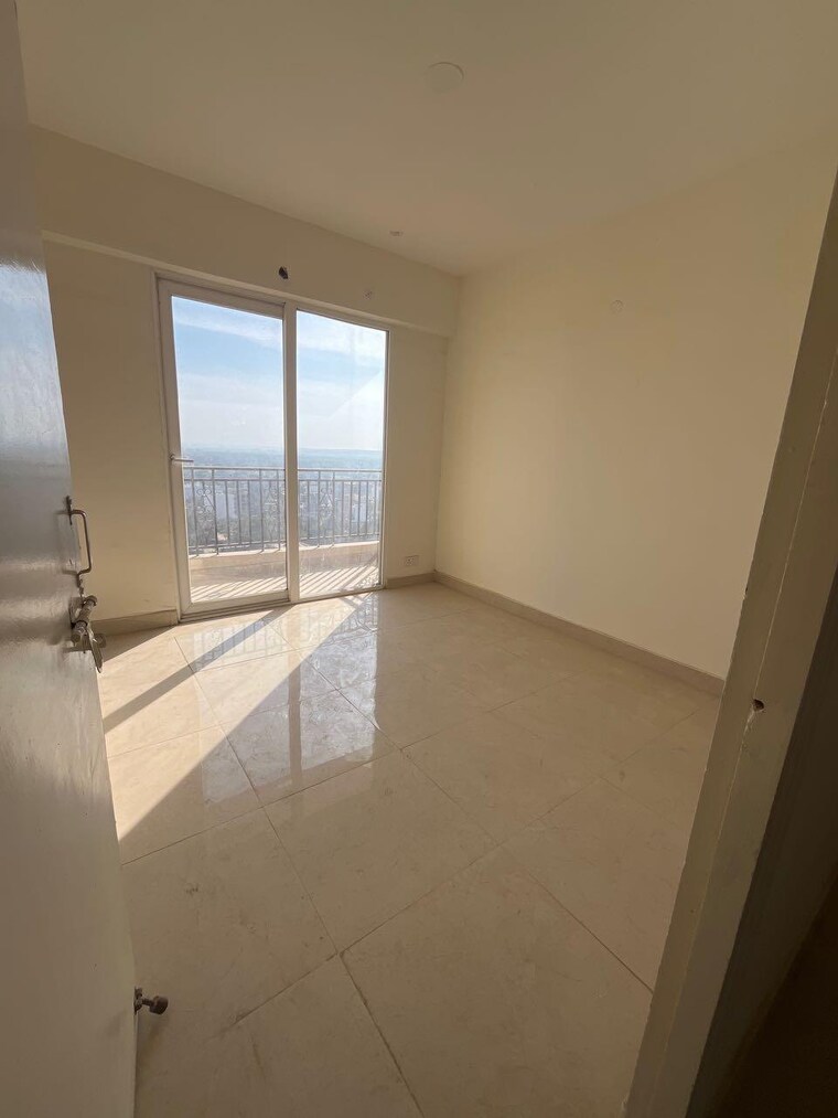 Room, signature-global-prime 2.5 Bedroom 650 Sq.Ft. Apartment In Sector 63a Gurgaon 10016055