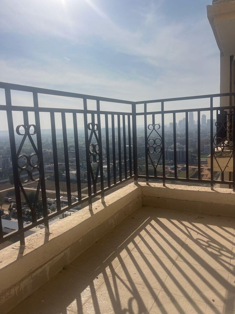 Balcony, signature-global-prime 2.5 Bedroom 650 Sq.Ft. Apartment In Sector 63a Gurgaon 10016055