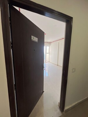 Building Lobby in 2.5 BHK Apartment at Signature Global Prime, Sector 63a – for Sale