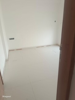 4 BHK + Extra Room Apartment For Sale in Majestique Signature Towers