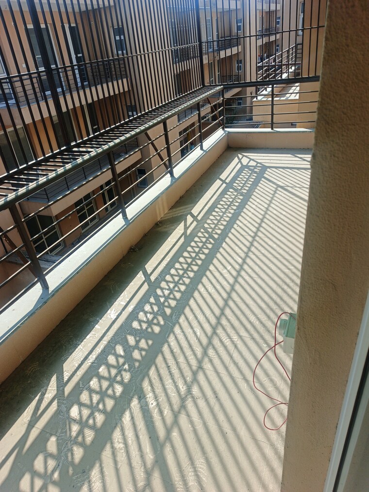 Balcony, bptp-park-floors-i 4 Bedroom 2500 Sq.Ft. Villa In Sector 77 Faridabad 10016438