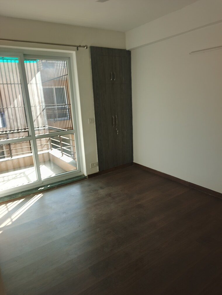 Room, bptp-park-floors-i 4 Bedroom 2500 Sq.Ft. Villa In Sector 77 Faridabad 10016438