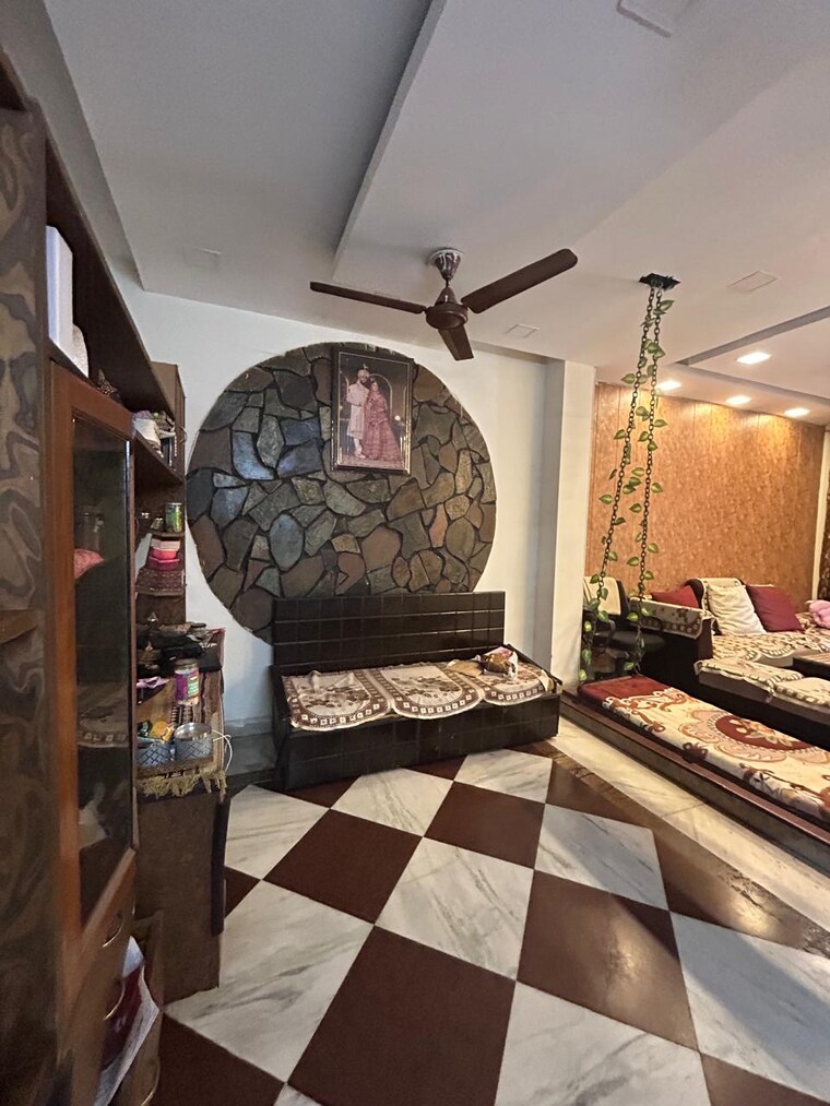 Bedroom, sector 22b 2.5 Bedroom 1300 Sq.Ft. Villa In Sector 22b Gurgaon 10016471