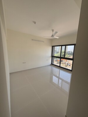 Room in 3 BHK Apartment at Amanora Elivate Tower, Hadapsar – for Sale