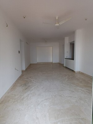 Room in 3 BHK Apartment at Marvel Citrine, Kharadi – for Rent