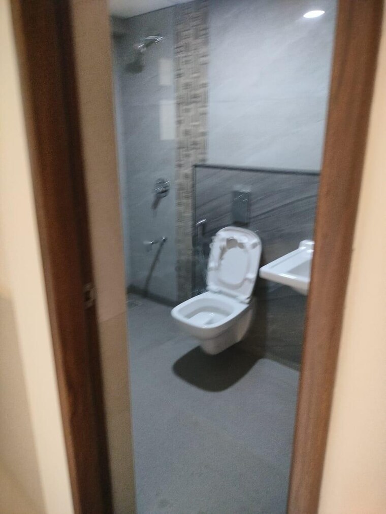 Bathroom, kumar-megapolis 2 Bedroom 1112 Sq.Ft. Apartment In Hinjewadi Pune 10016462