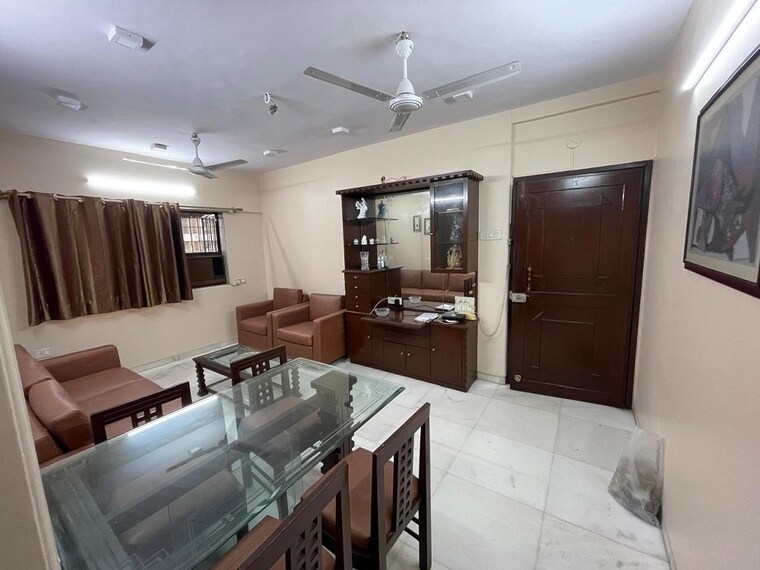 Living Room, bandra west 1 Bedroom 500 Sq.Ft. Apartment In Bandra West Mumbai 10016463