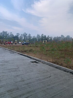  Plot For Sale in Niranjanpur