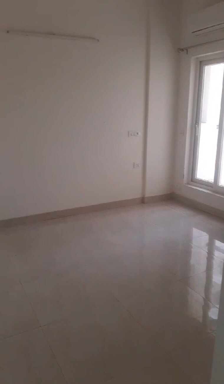 Room, shree-vardhman-victoria 3 Bedroom 1950 Sq.Ft. Apartment In Sector 70 Gurgaon 10016587