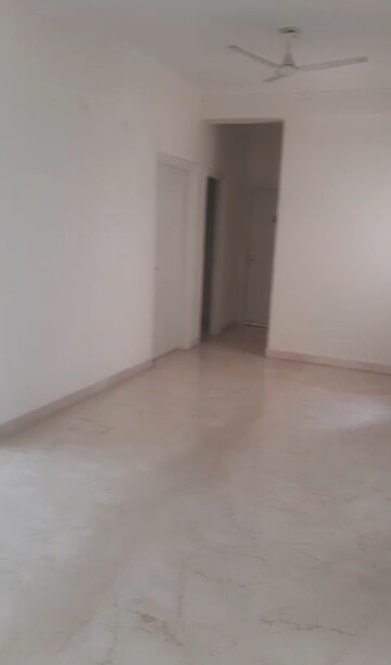 Room in 3 BHK Apartment at Shree Vardhman Victoria, Sector 70 – for Rent