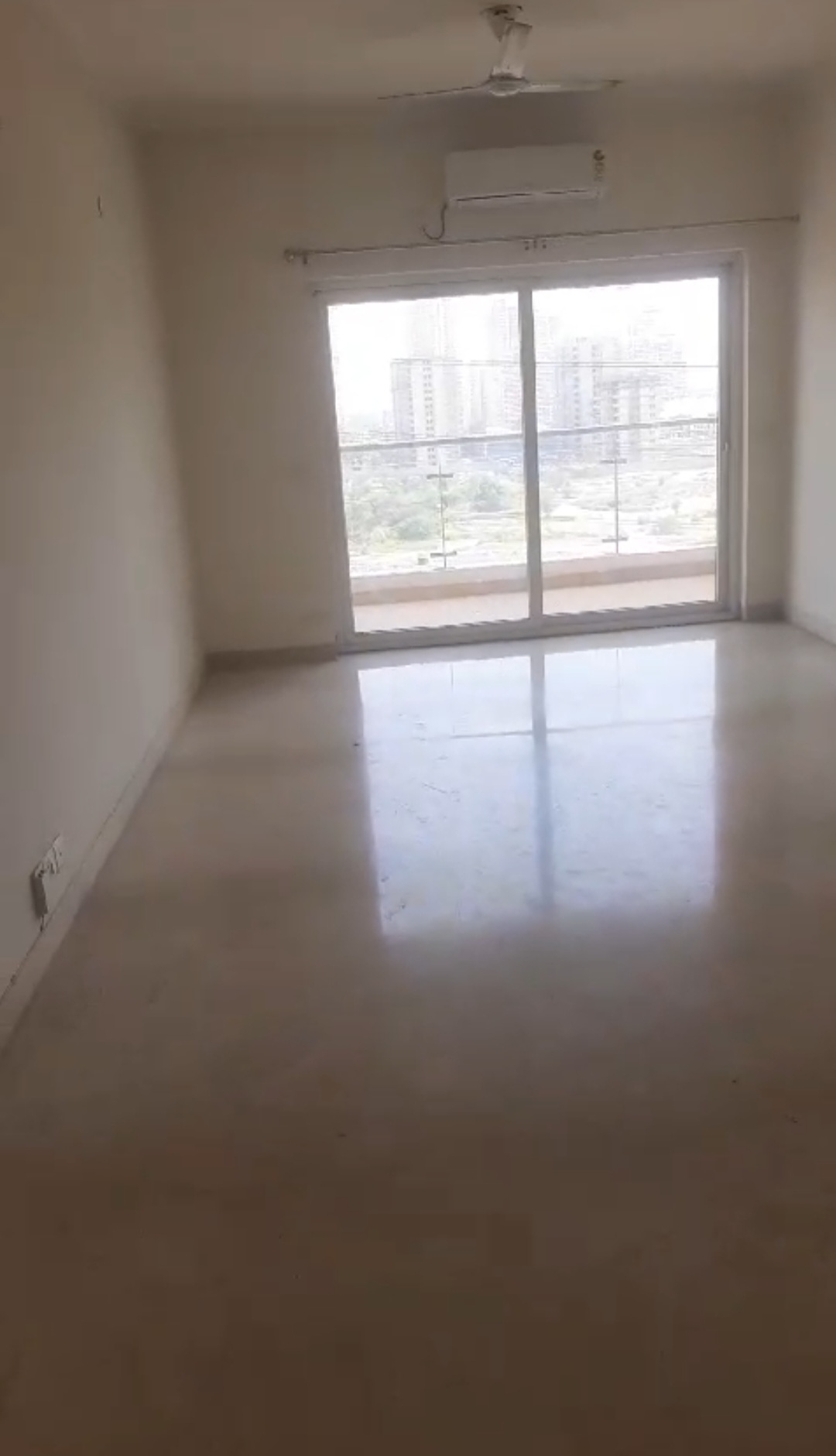 3 BHK + Servant Room 1950 Sq.Ft. Apartment in Shree Vardhman Victoria