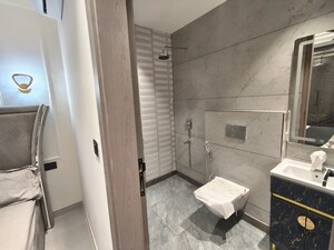 Bathroom in 2.5 BHK Apartment at Silverglades The Melia, Sohna Sector 35 – for Rent