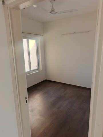 Room in 4 BHK Independent House at BPTP Parkland Pride, Sector 77 – for Rent