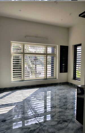 Room in 3 BHK Independent House at Pottore – for Sale