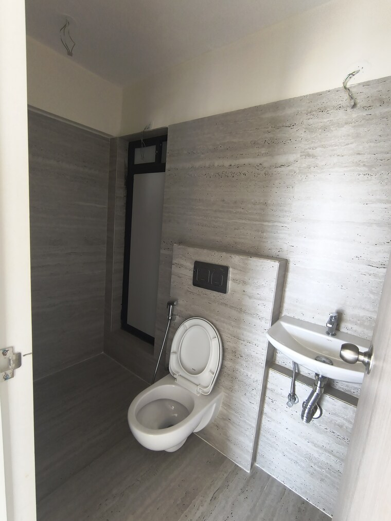 Bathroom, vibrants-1891-ekam-parkk 3 Bedroom 1040 Sq.Ft. Apartment In Dadar West Mumbai 10016671