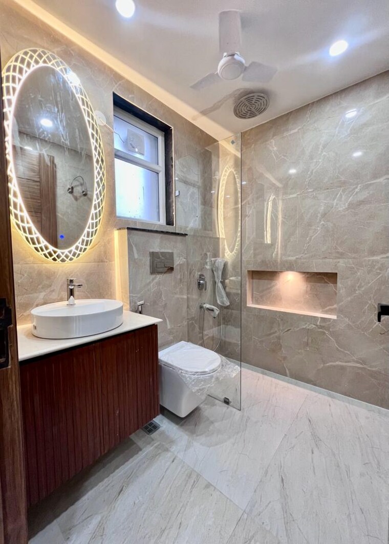 Bathroom, new industrial township 3 Bedroom 1500 Sq.Ft. Builder Floor In New Industrial Township Faridabad 10016762