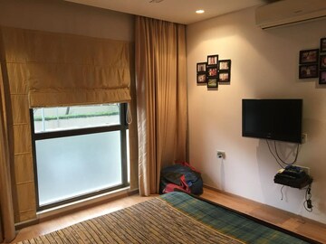 Bedroom in 4 BHK Apartment at Panchshil One North, Magarpatta City – for Rent