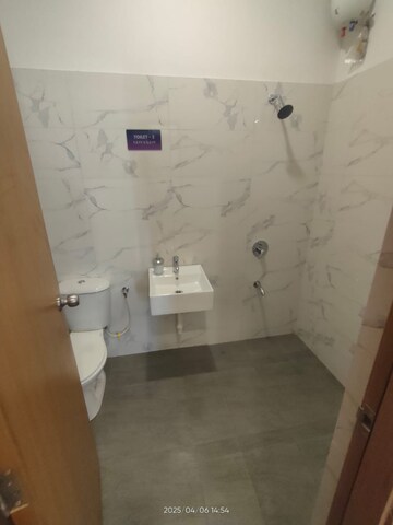 Bathroom in 4 BHK Apartment at Panchshil One North, Magarpatta City – for Rent