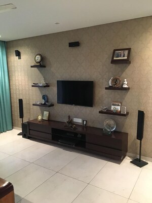 Bathroom in 4 BHK Apartment at Panchshil One North, Magarpatta City – for Rent