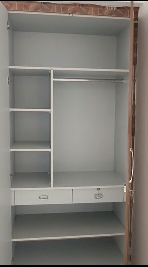 Furnished Amenities in 3.5 BHK Apartment at Ajnara Le Garden, Sector 16b Greater Noida – for Rent