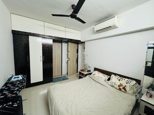 2 BHK Apartment For Rent in Hubtown Hillcrest, Andheri East