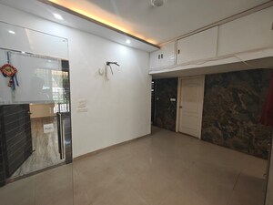 Room in 3 BHK Apartment at Ansal API Esencia, Sector 67 – for Rent