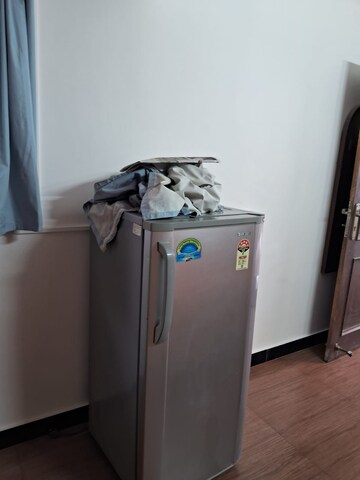 Team Area in Studio Builder Floor at Greater Kailash I – for Rent