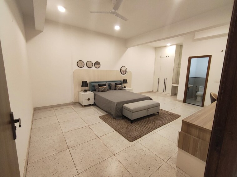 Living Room, central-park-flower-valley 3 Bedroom 2919 Sq.Ft. Villa In Sohna Sector 33 Gurgaon 10016874