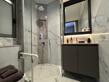 Bathroom in 3 BHK Apartment at Rustomjee 180 Bayview, Matunga West – for Sale