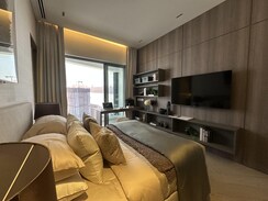 3 BHK + Pooja Room Apartment For Sale in Rustomjee 180 Bayview