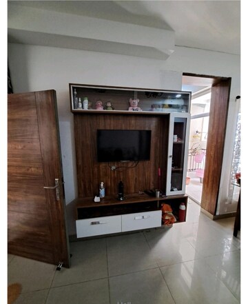 Furnished Amenities in 2 BHK Apartment at Ajnara Le Garden, Sector 16b Greater Noida – for Rent