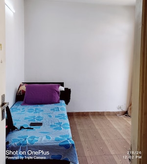 Bedroom in 2 BHK Apartment at Tulip Lemon, Sector 69 – for Rent
