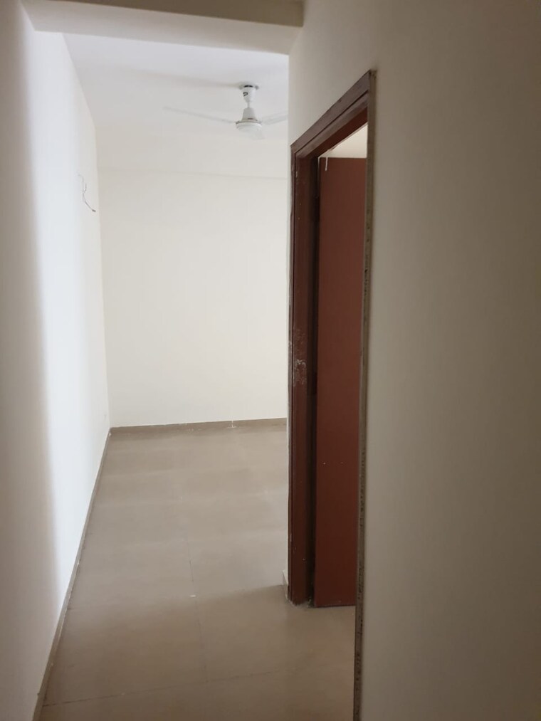 Room, mahagun-mywoods 3 Bedroom 1235 Sq.Ft. Apartment In Sector 16c Greater Noida Greater Noida 10017133
