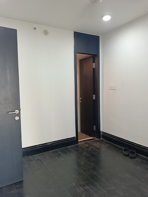 Room in 1 BHK Apartment at Lodha New Cuffe Parade, Wadala – for Rent