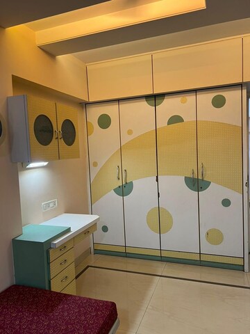 Furnished Amenities in 2 BHK Apartment at Satellite Tower, Goregaon East – for Rent