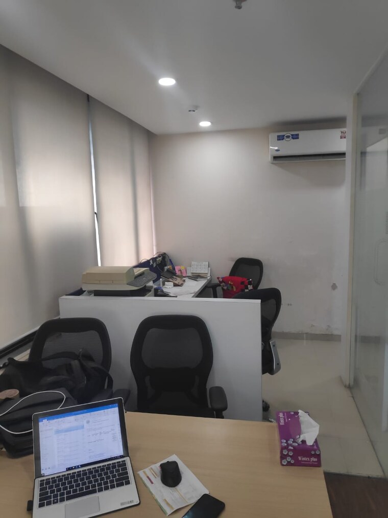 Team Area, kribhco-bhawan Commercial Office Space 3000 Sq.Ft. In Sector 1 Noida 10017145