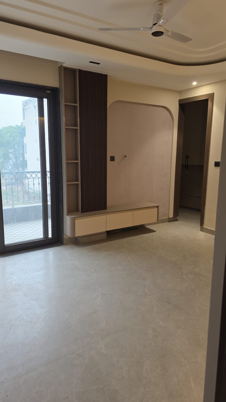 Room, new industrial township 5 3 Bedroom 200 Sq.Ft. Builder Floor In New Industrial Township 5 Faridabad 10017237