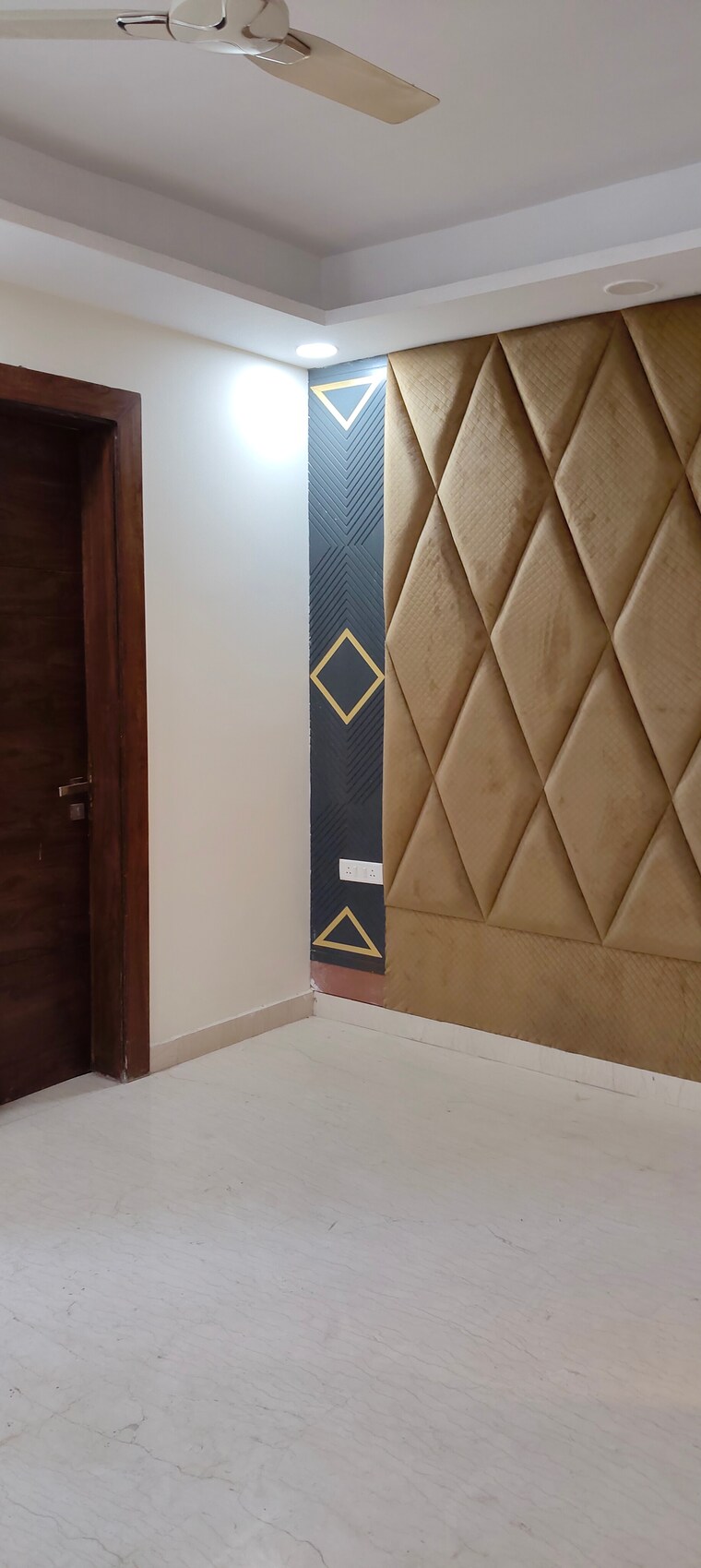 undefined, kirti nagar 3 Bedroom 200 Sq.Yd. Builder Floor In Kirti Nagar Delhi 10017627