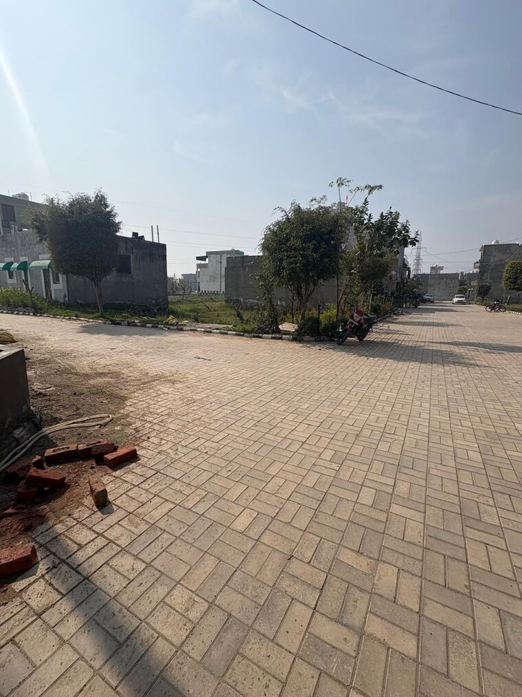  Parking, dera bassi 3 Bedroom 112 Sq.Yd. Villa In Dera Bassi Mohali 10017136