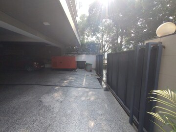 Parking in 2 BHK Apartment at Panchshil Avant Garde, New Friends Colony – for Rent