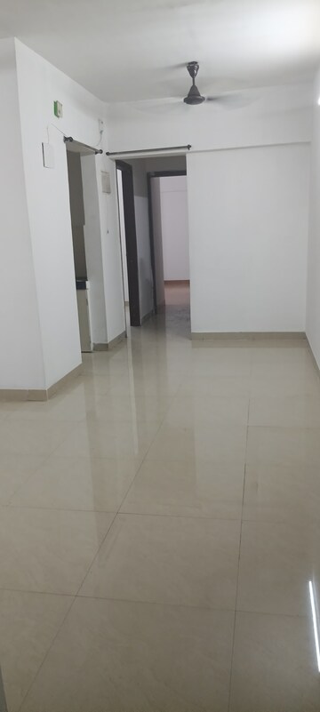 Room in 2 BHK Apartment at DB Orchid Ozone, Dahisar East – for Sale