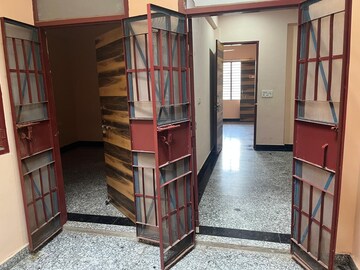 Staircase in 2 BHK Villa at RWA Apartments Sector 70, Sector 70 – for Rent