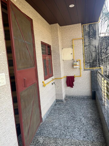 Bathroom in 2 BHK Villa at RWA Apartments Sector 70, Sector 70 – for Rent